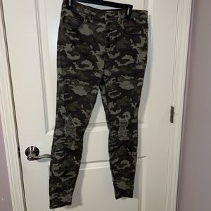 High rise Camo Jeggings💚🖤